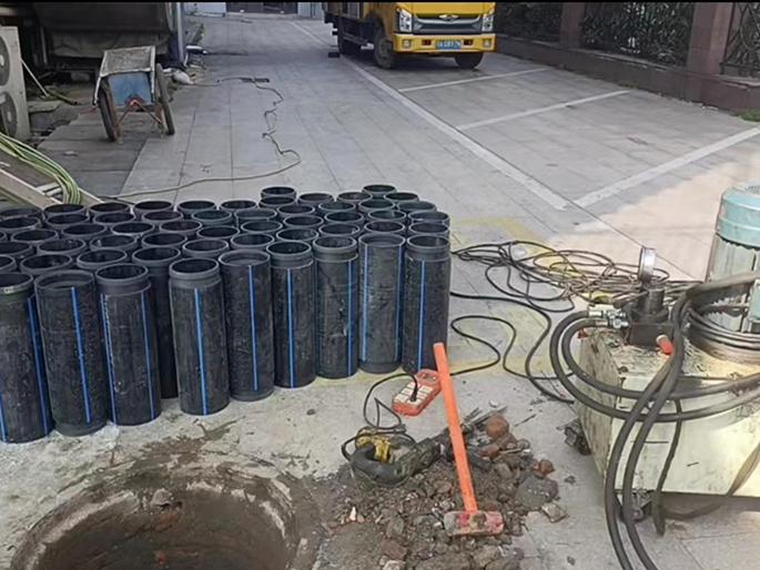 响水镇PE置换管厂家 DN315置换管 非开挖管短管置换